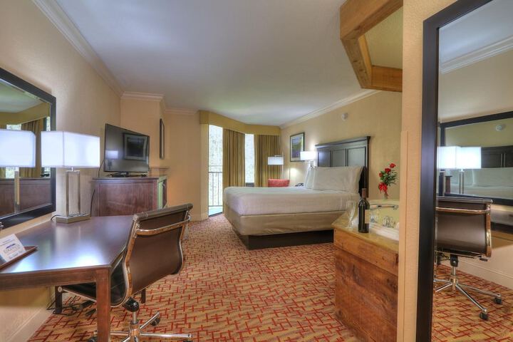Room 22 of 62