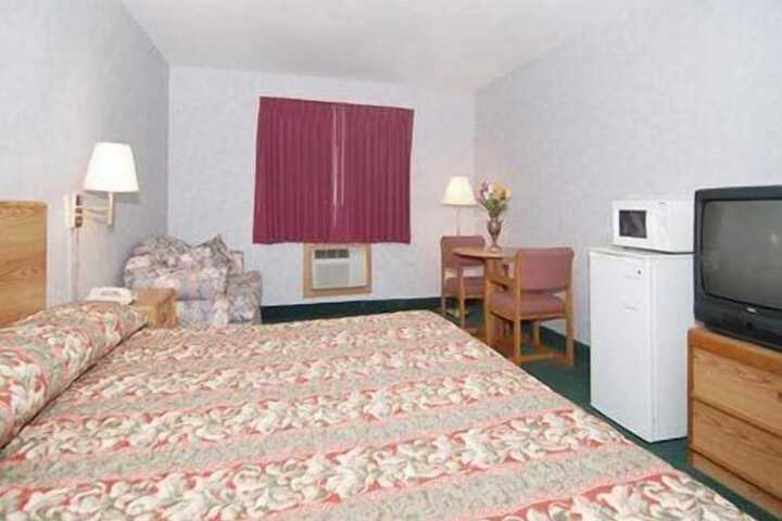 Room 21 of 29
