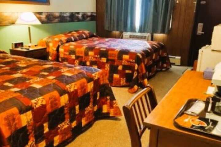 Room 23 of 49