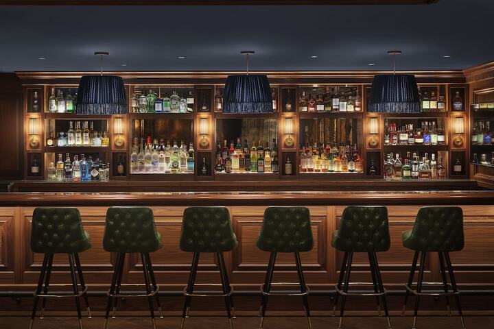 Lounge 78 of 85