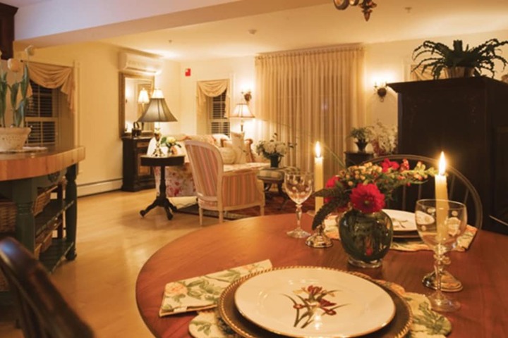 Belfast Bay Inn