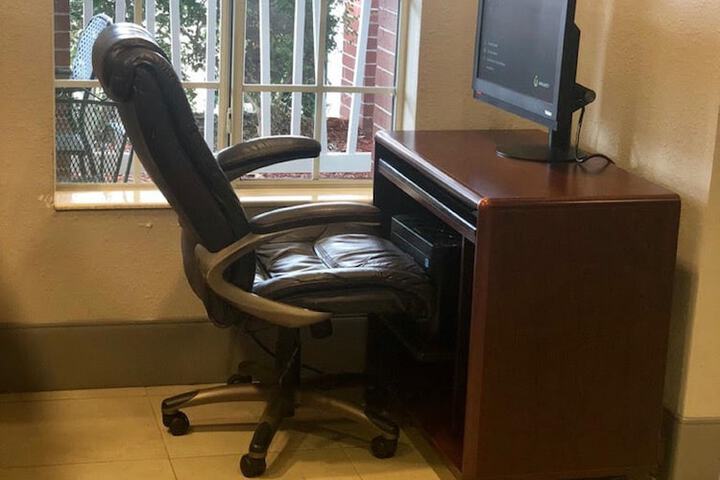 Business Center 69 of 69