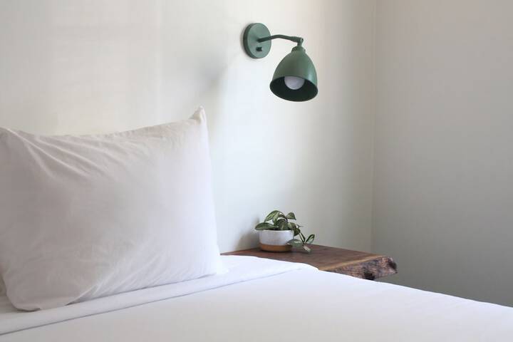 Room 27 of 59