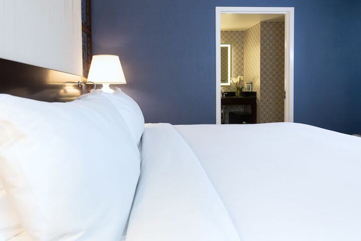 Room 20 of 96
