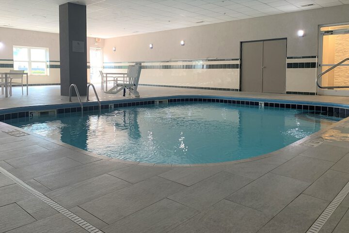 Country Inn & Suites by Radisson Clarksville, TN