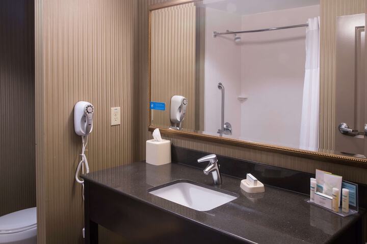 Hampton Inn Oxford / Conference Center