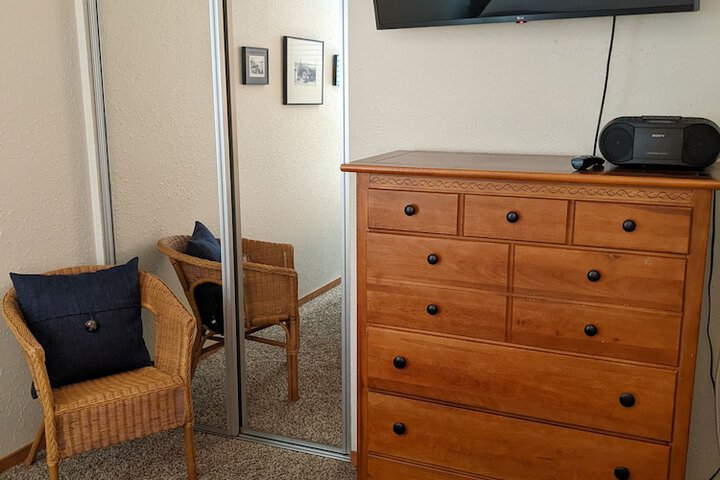 Room 34 of 43