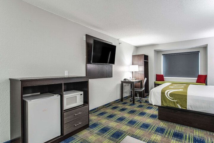 Quality Inn Owatonna Near Medical Center
