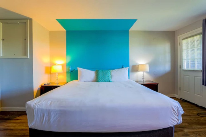 Coast River Inn by OYO Seaside