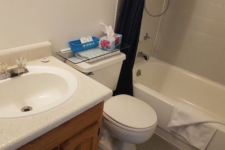 Room 9 of 33