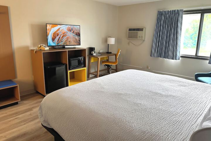 Room 18 of 29