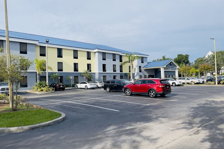 Hotel 10 of 85