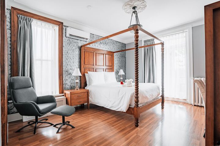 Room 46 of 64