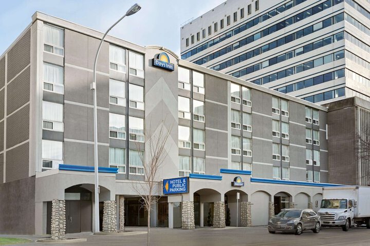 Hotel 4 of 62