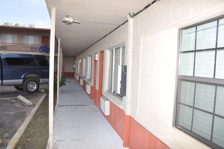 Property Grounds 20 of 25