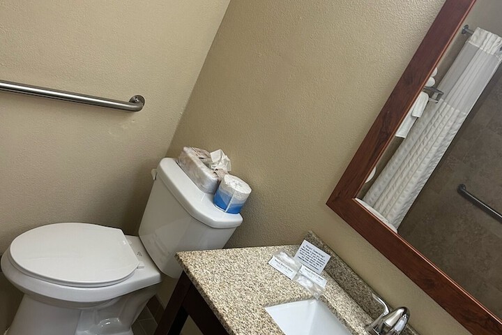 Quality Inn & Suites Bradford