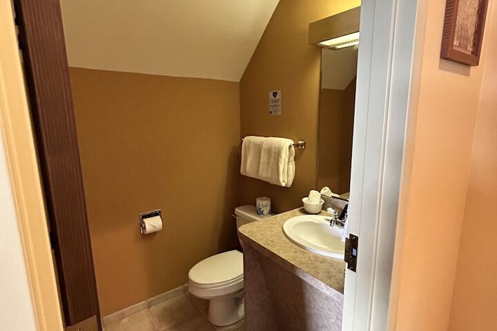Room 140 of 260