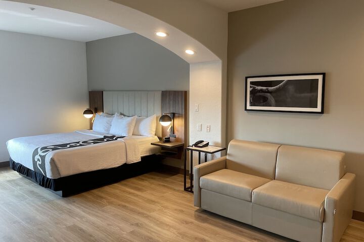 Room 21 of 63