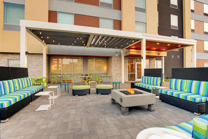 Terrace/Patio 29 of 31