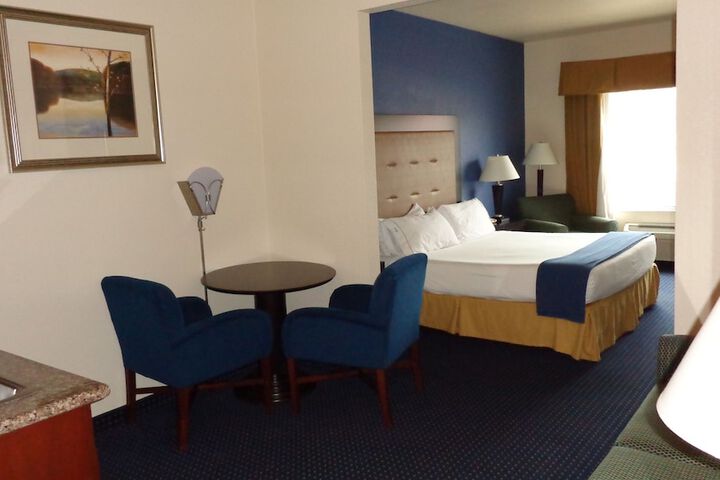 Room 40 of 52