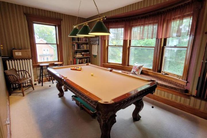 Ruby Manor Bed & Breakfast