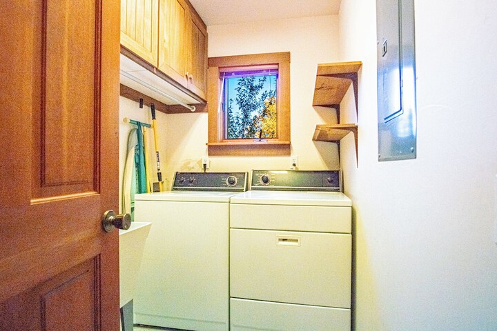 Creekside on Quigley - 3BD Private Home on Trails + Hot Tub