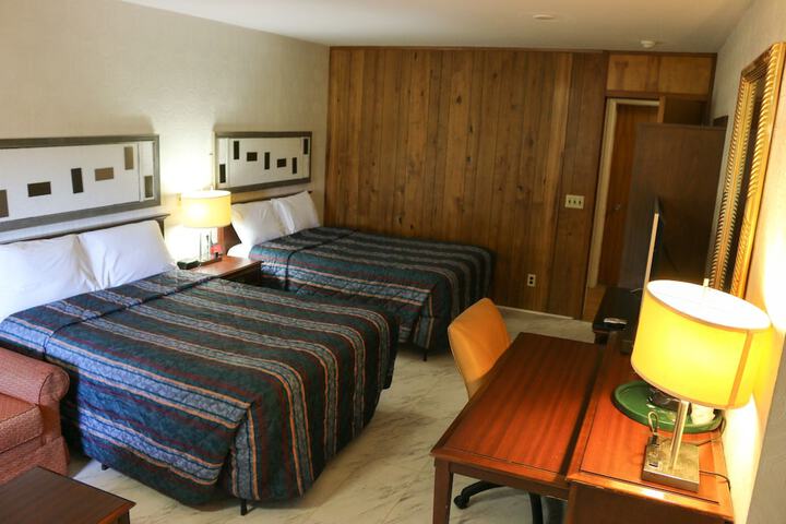 Room 12 of 24
