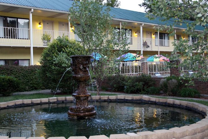 Pool 7 of 60