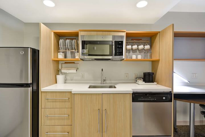 Home2 Suites by Hilton Decatur Ingalls Harbor