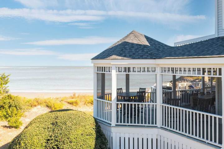 Haven by Avantstay Luxury Beachfront Home w / Pool & Gorgeous Patios
