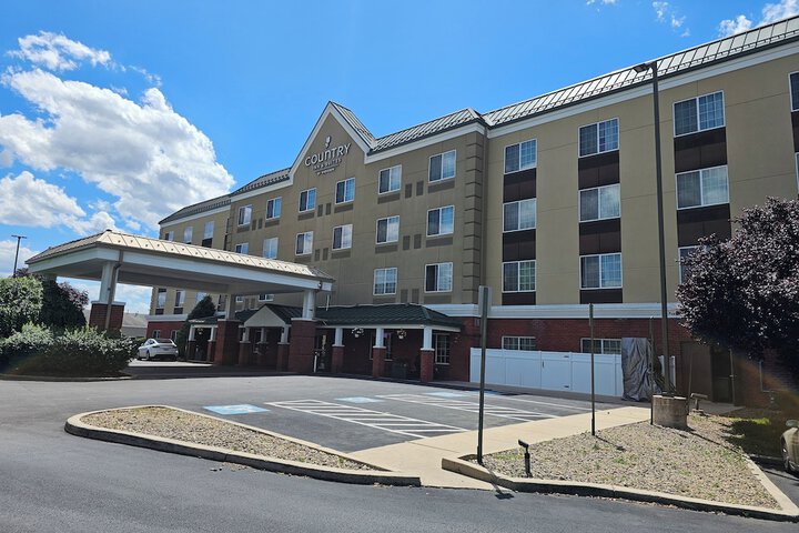 Country Inn & Suites by Radisson Hagerstown, MD