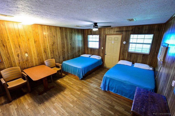 Room 34 of 139
