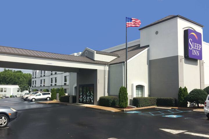 Hotel 4 of 26