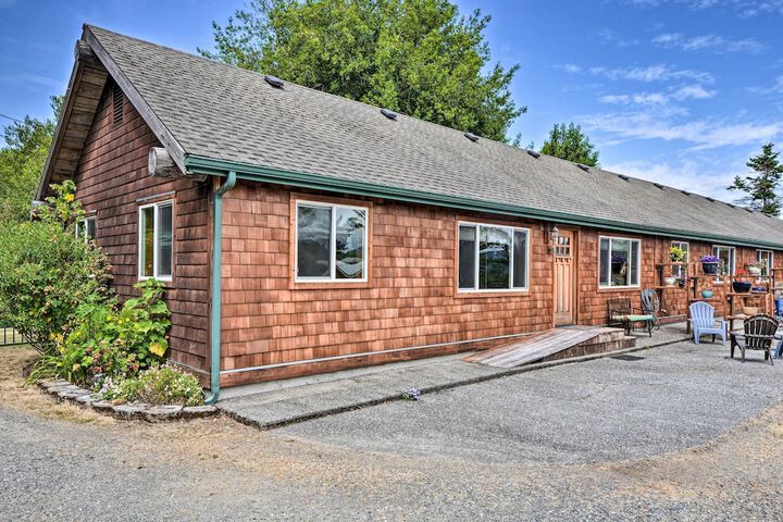 Gold Beach Apartment w / Activities - 2 Mi to Ocean