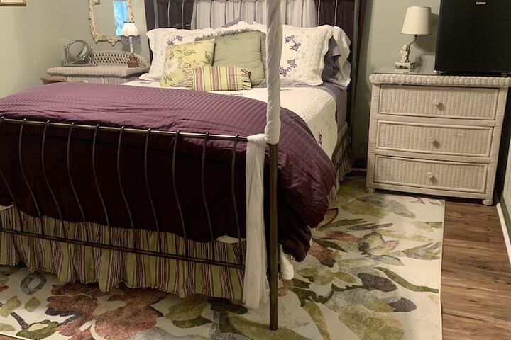 Room 90 of 110