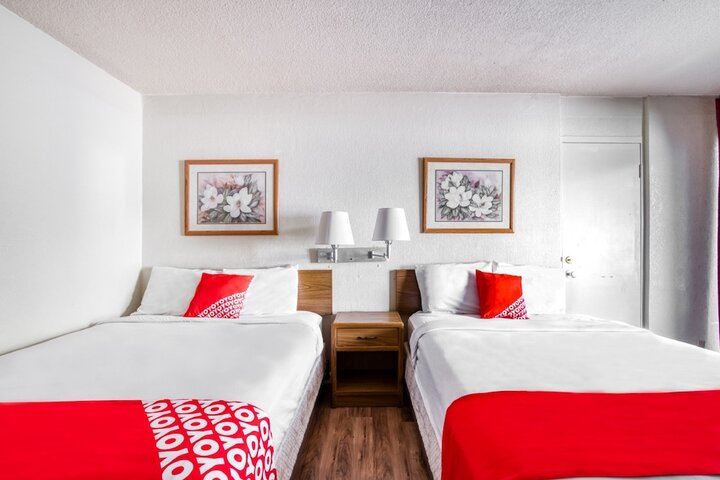 Room 17 of 27