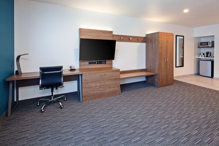 Room 34 of 68