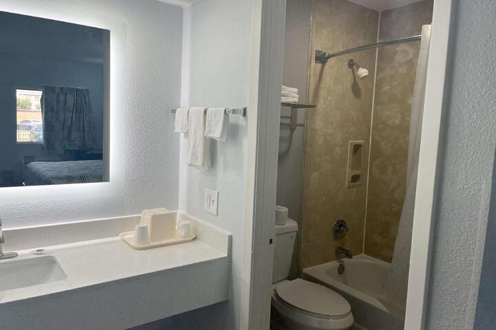 Motel 6 Cleveland MS – Delta State University