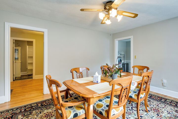 Pet-friendly Travelers Rest Home w / Covered Patio