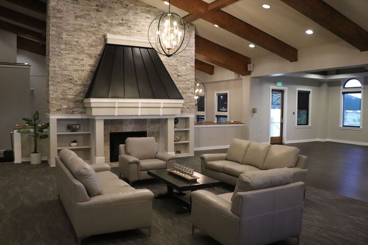 Lone Tree Golf Club & Hotel