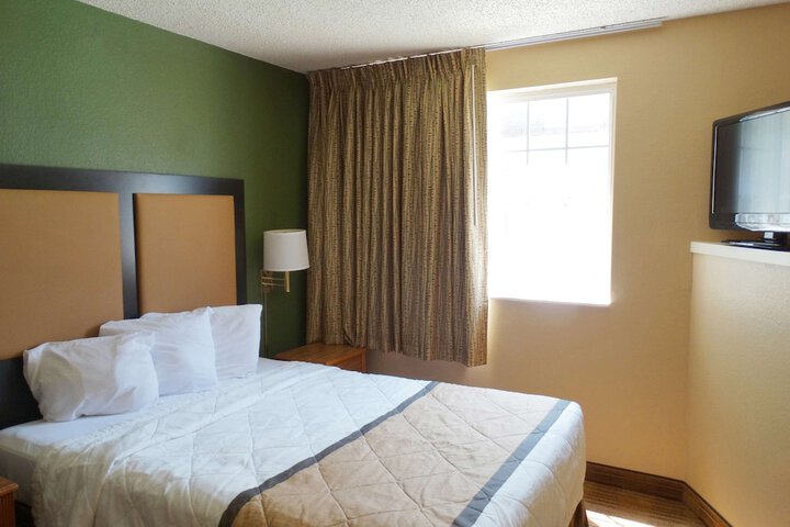 Room 20 of 32