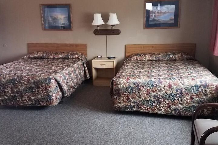Raine Motel