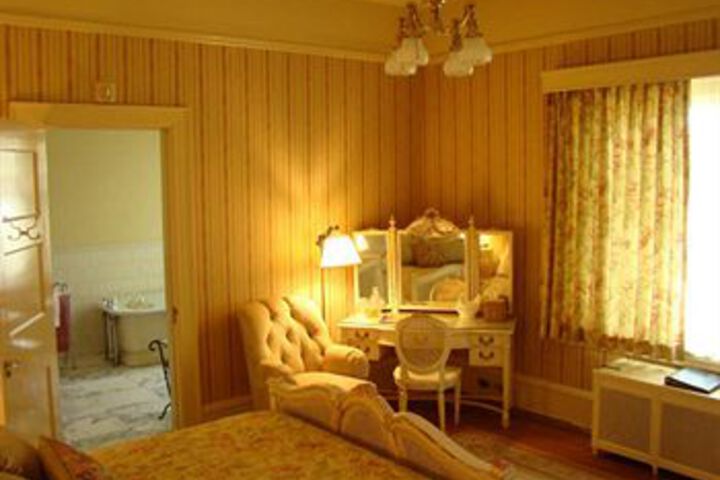 Sheppard Mansion Bed & Breakfast