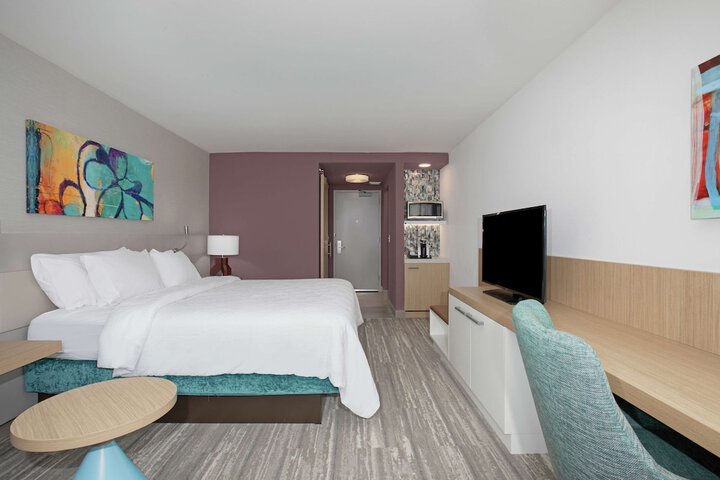 Room 12 of 39