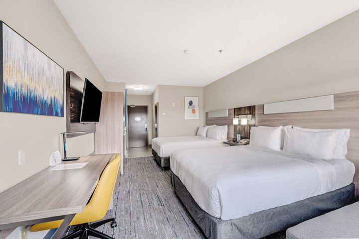 Room 46 of 68