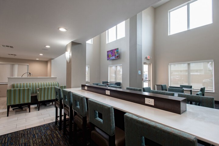 Holiday Inn Express & Suites Port Aransas / Beach Area by IHG