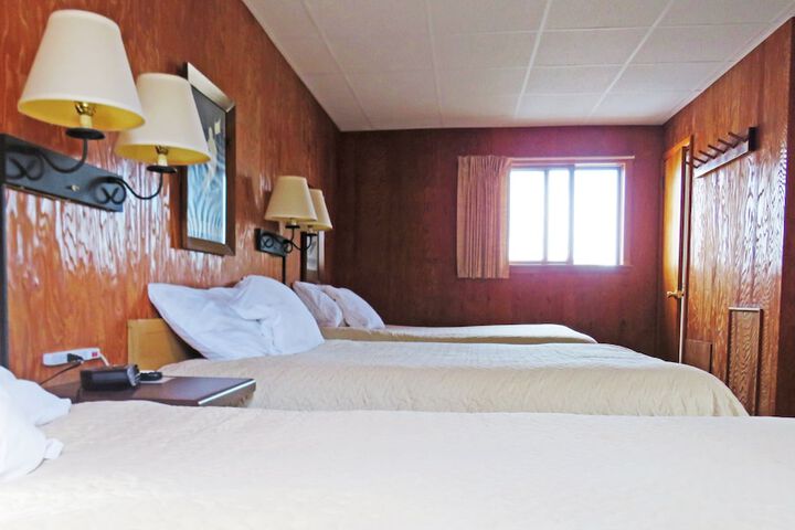 Room 28 of 50