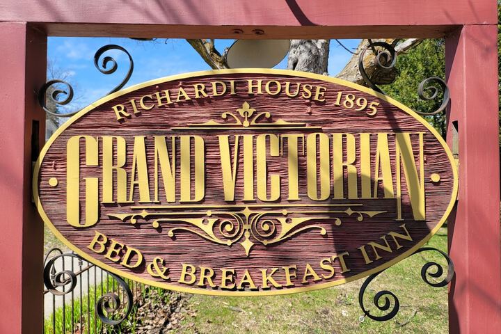Grand Victorian B & B Inn