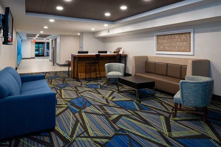 Hotel 5 of 59