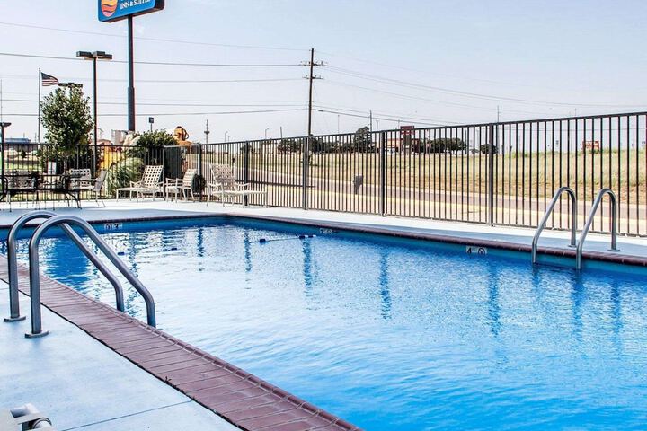 Pool 4 of 32